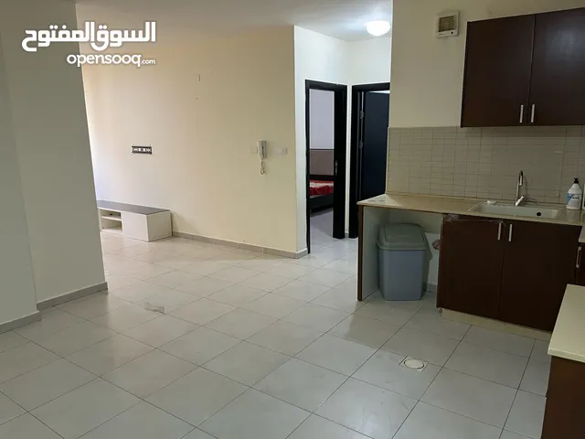 استوديو للبيع في روابي موقع مرتب