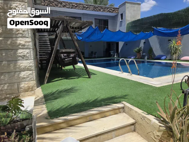 200 m2 5 Bedrooms Villa for Rent in Jericho AlMuntazahat St.