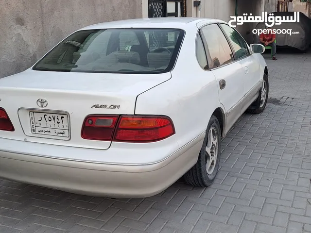 Used Toyota Avalon in Basra