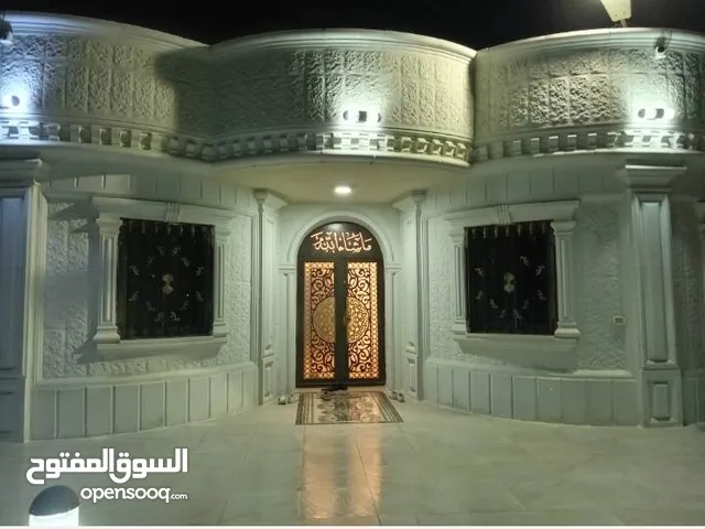 220 m2 5 Bedrooms Townhouse for Sale in Al Karak Al-Thaniyyah
