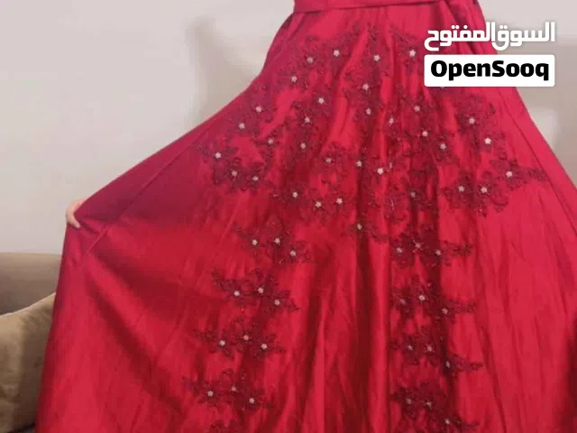 فستان ساتان ثقيل