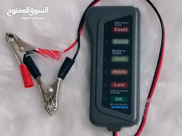 فاحص بطارية السيارة
