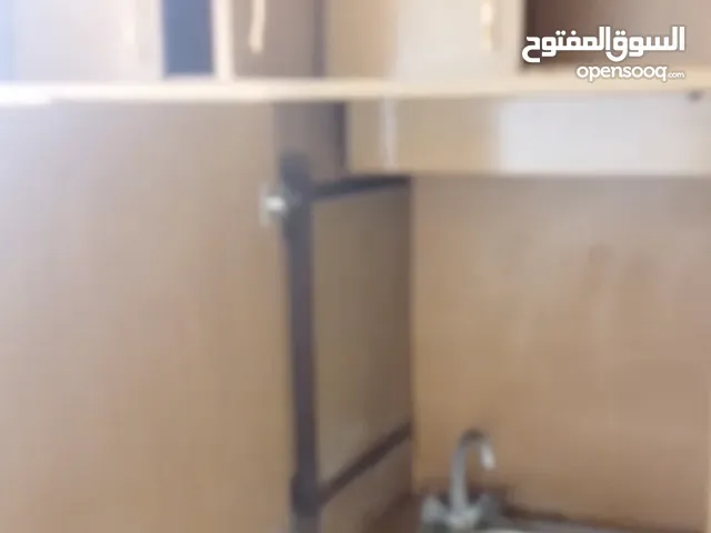 مكتب مميز طابق سابع على طريق عام بشارة الخوري قرب تقاطع السوديكو