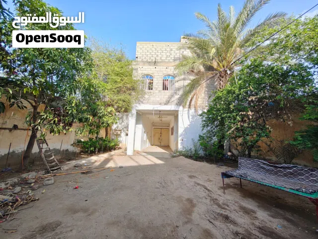 200200 m2 More than 6 bedrooms Villa for Sale in Al Hudaydah Other
