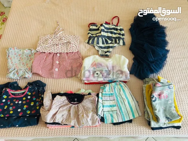 21 pieces- Toddler ( girl) clothing for 1-3 years old