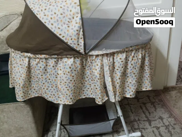 تخت بيبي اطفال الحالة جديد