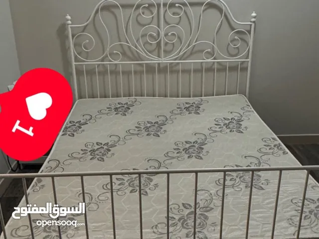 سرير ايكيا مزدوج عدد 2 مع المراتب