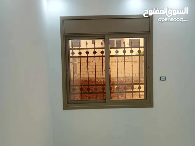 0 m2 5 Bedrooms Townhouse for Rent in Amman Abu Alanda