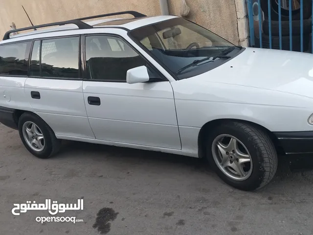 Used Opel Astra in Amman