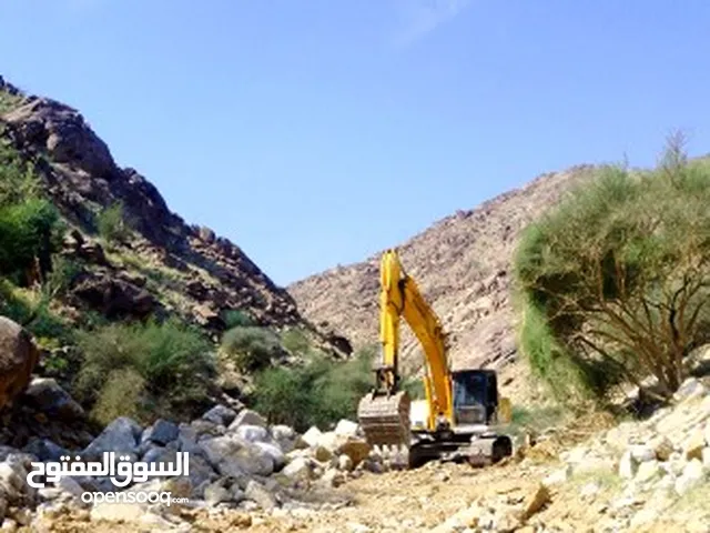2016 Tracked Excavator Construction Equipments in Mecca