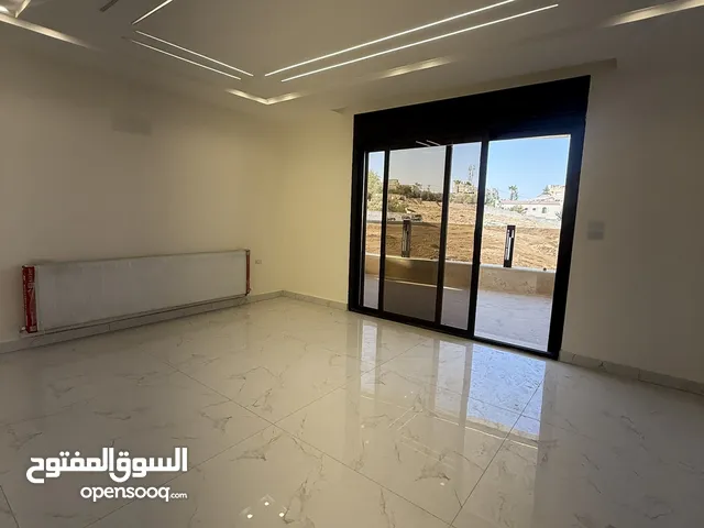شقة طابق ارضي بأجمل مناطق البنيات