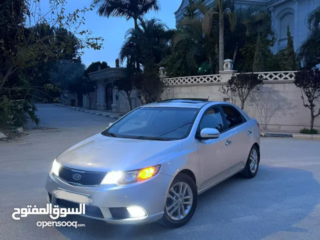 كيا فورتي 2012 فتحة سقف ماطور 1600 اوتوماتيك نخب