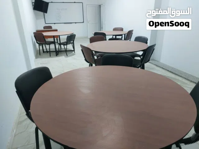 تقديم أثاث مدرسي ومعدني بجودة عالية