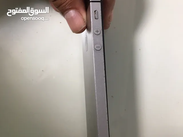 Apple iPhone SE 2 32 GB in Giza