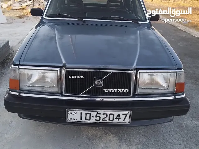 Used Volvo 240 in Mafraq