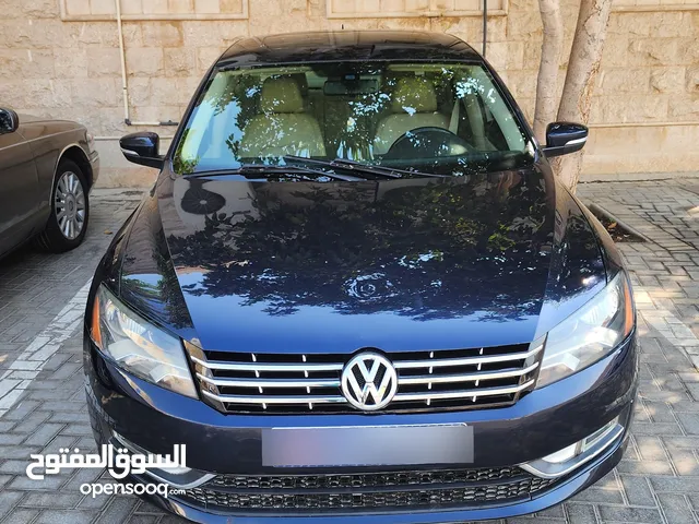 Volkswagen Passat 2015 – For Sale Engine: 2.5L Mileage: 117,500 km Condition: Excellent (very wel