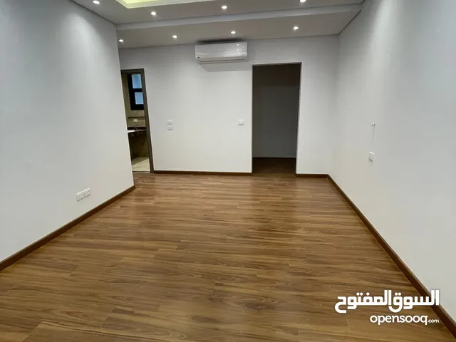 245 m2 4 Bedrooms Apartments for Rent in Giza Sheikh Zayed