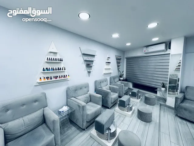 اثاث صالون أظافر للبيع - عمان