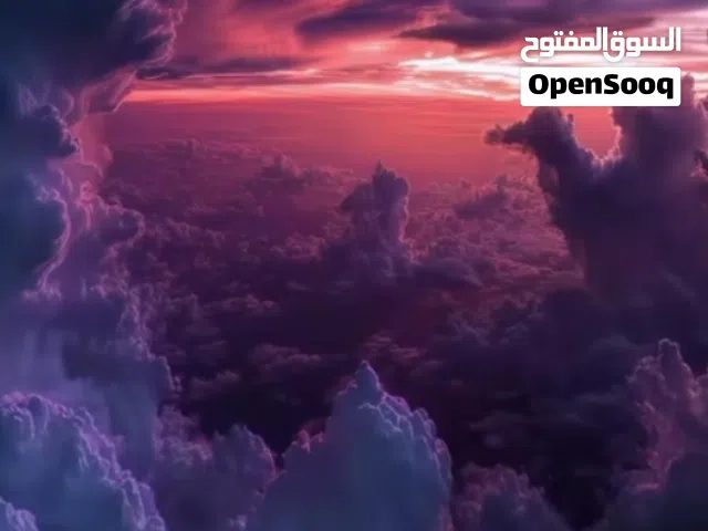 بضاعة ملابس  للبدل بسيارة