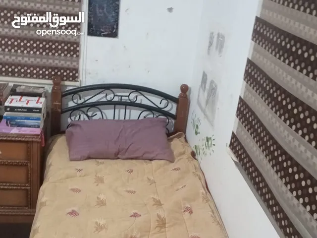 غرفة نوم للبيع مستعمل بحاله جيدة جيدا قابل للتفاوض بشي بسيط في اربد الحي الجنوبي مقابل مدارس برادايس