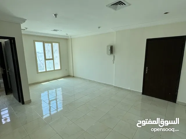 70 m2 3 Bedrooms Apartments for Rent in Hawally Other