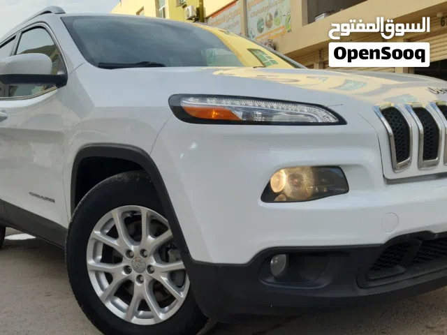 جيب شيروكي 2015