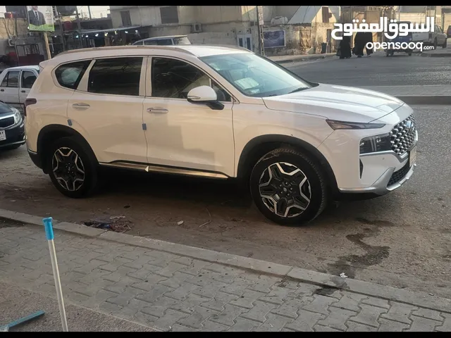 Used Hyundai Santa Fe in Basra