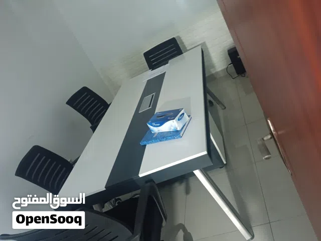 طاوله اجتماعات
