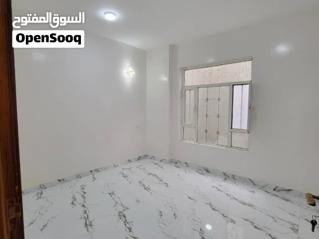 شقه لوكس ب85 في ارقى احياء بيت بوس دور ثاني