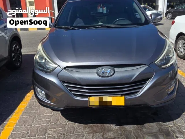 2015 Hyundai Tucson Limited SUV for Sale with Panoramic Roof and GCC Specs, Expat single owner