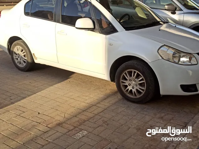 سوزوكي صالون SX4 للبيع بدون حوادث