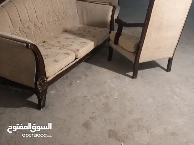 طقم كنب نظيف بسعر طري