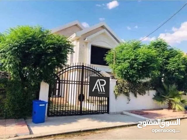 200 m2 5 Bedrooms Townhouse for Sale in Erbil Lawan City