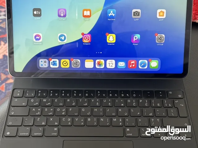 ايباد الجيل السادس برو واي فاي (/-OMR 420)
