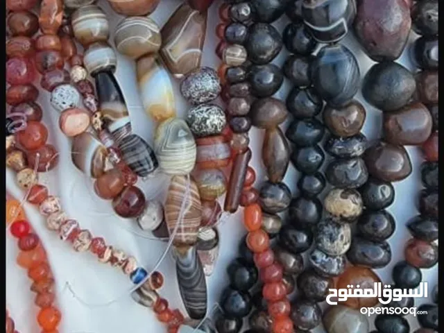احجار كريمة قديمة