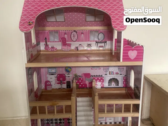 بيت باربي خشب قوي نوعيه ممتازه