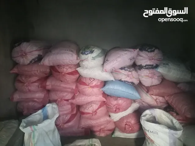 تمر سح نفيعة بعبري جواني حسب الصورة سعة 50 كيلوجرام مطلوب للجونية 6 ريالات