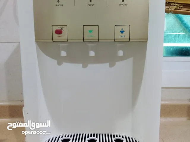 كولر شركة Gree بحالة ممتازة . in good condition cooler Gree