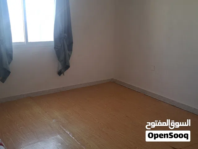 rent for room Al hail north  only for Filipino