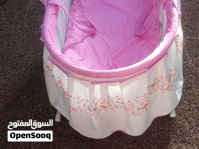 تخت هزاز بيبي اطفال بنوته خمس دنانير