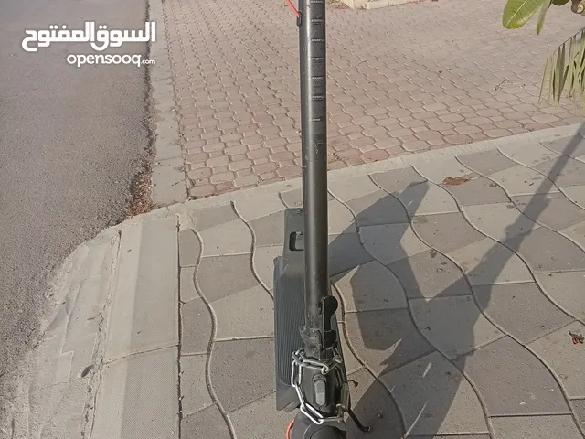 سكوتر كهربائي من شركه شاومي اقرأ الوصف ضروري