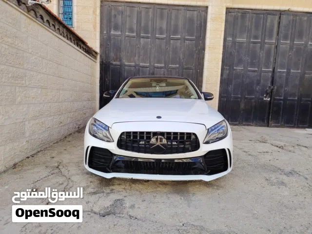 للبيع مرسيدس c180 بوضع ممتاز