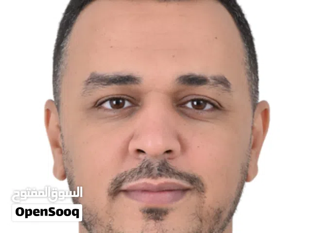 مدرس لغة فرنسية