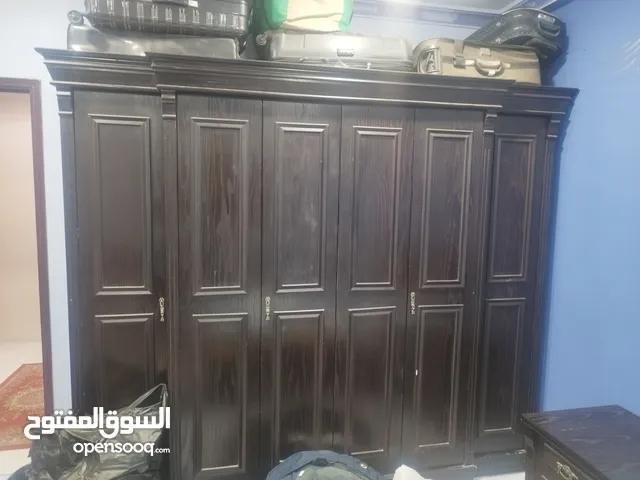 اثاث للبيع