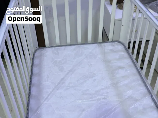 سرير أطفال