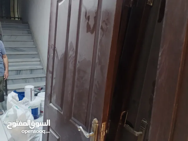 أبواب خشب للبيع مستعمل بحاله ممتازه عدد6