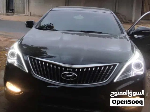 2014 هيونداي ازيرا Standard