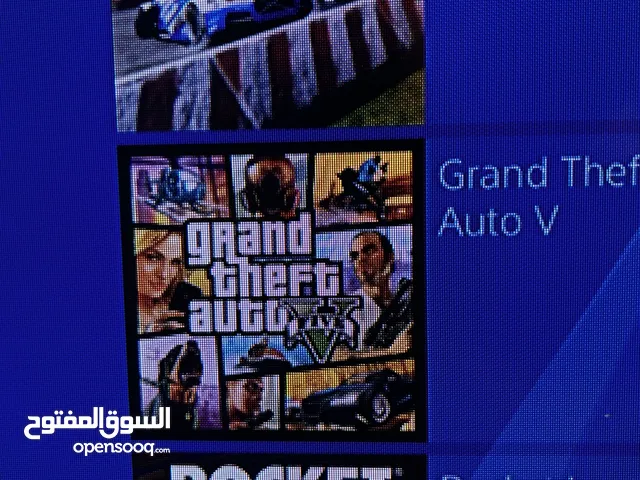 حساب بلاستيشن وفورت نايت عليه اكثر من 80 سكن واكثر من اربع العاب مدفوعه مثل gta ماينكرافت