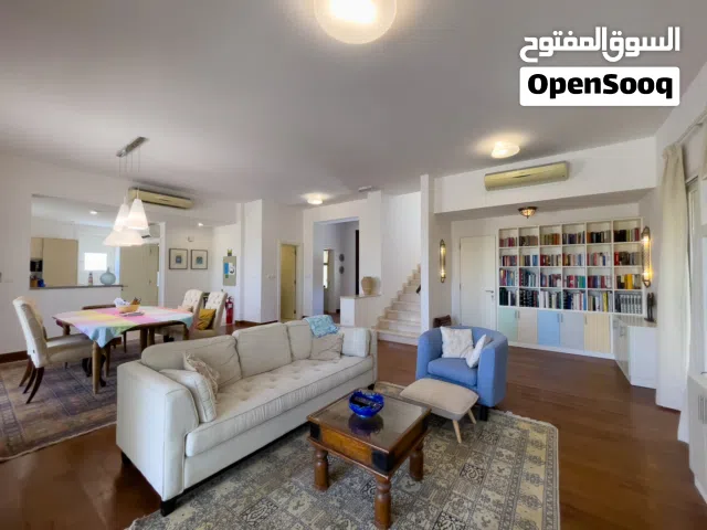 344 m2 4 Bedrooms Villa for Sale in Muscat Al-Sifah
