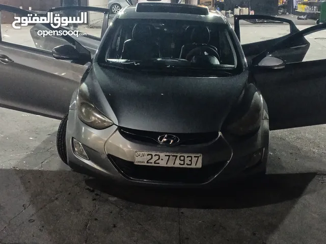 Used Hyundai Avante in Amman